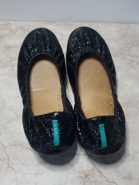Tieks Obsidian Women’s Black  Ballet Flats with Teal Accent Size 8